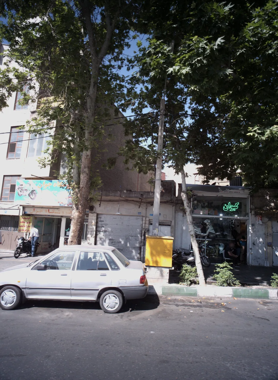 فروشگاه جوان