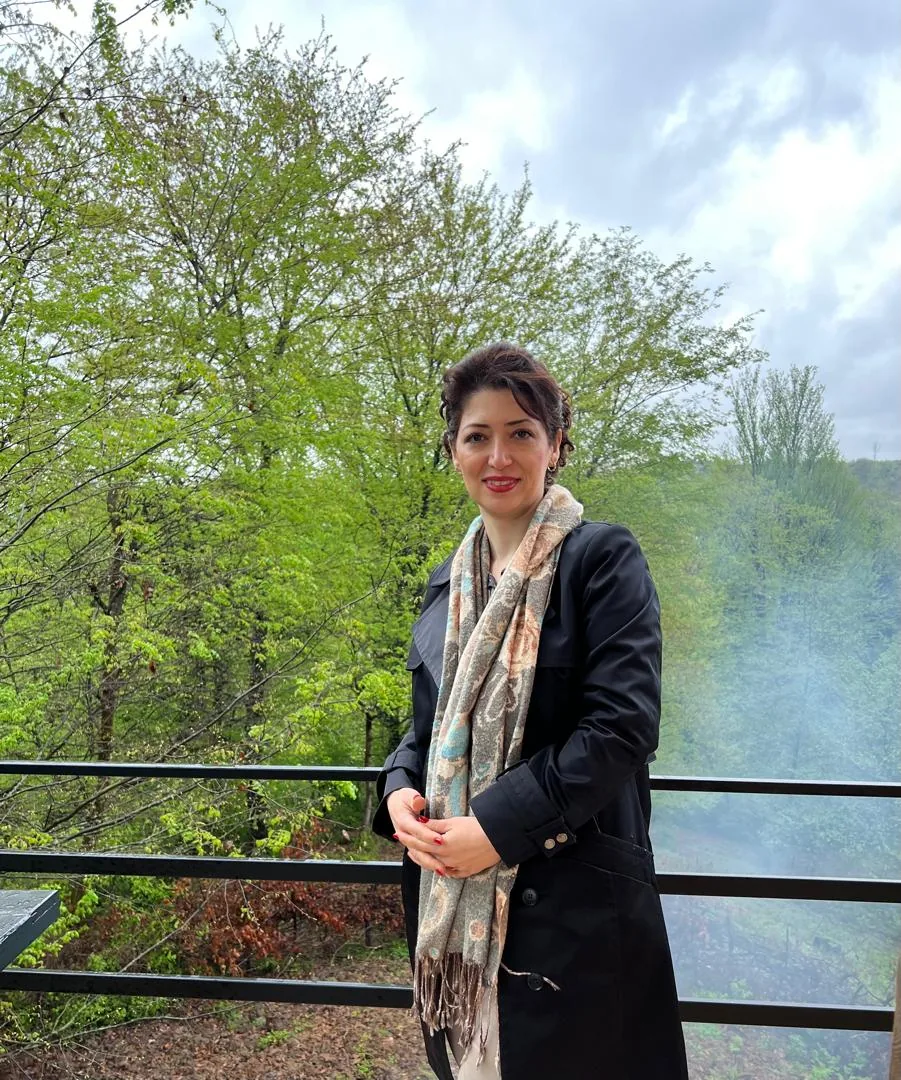 خدمات تخصصی پوست و مو سارامردانی