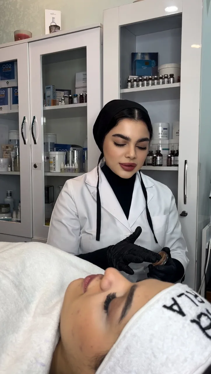 خدمات تخصصی پوست ومولیفت ابرومریم طهرانی