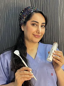 مرکز خدمات پوستی نازنین عظیمیان