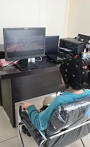 خدمات نوروفیدبک و مشاوره