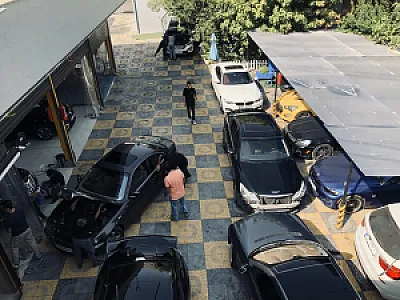 مجموعه خدمات خودرویی مدوسالند