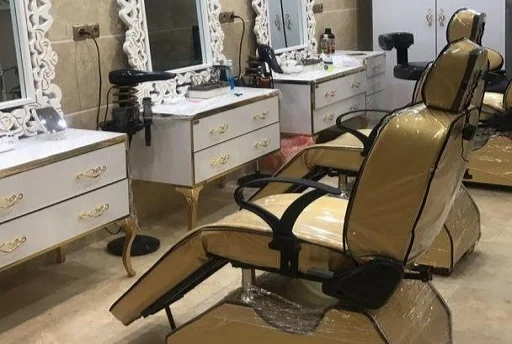 خدمات زیبایی کاشت ناخن و تتو