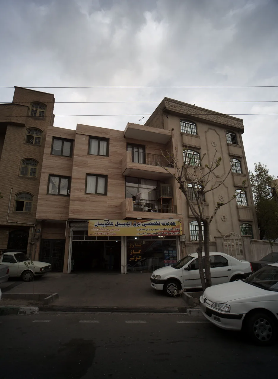 خدمات تخصصی برق اتومبیل هاکوپیان