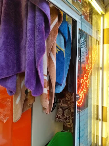 خشکشویی و رنگرزی تخصصی ستایش (الهامی) - خشکشویی در تبریز