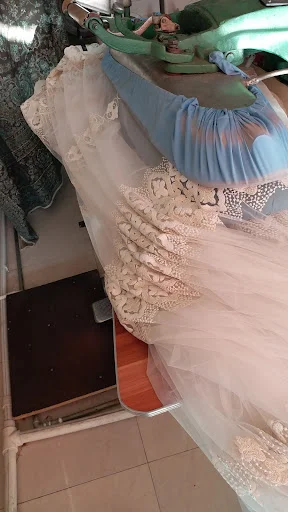 خشکشویی و رنگرزی تخصصی ستایش (الهامی) - خشکشویی در تبریز