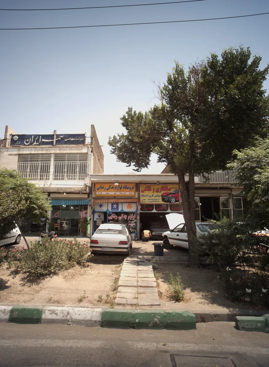 خدمات صافکاری و نقاشی