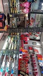 قنادی توت فرنگی