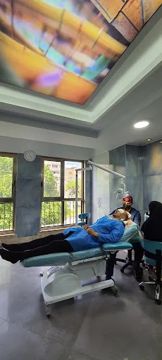 کلینیک کاشت مو وپوست و لیزر نیک سیما