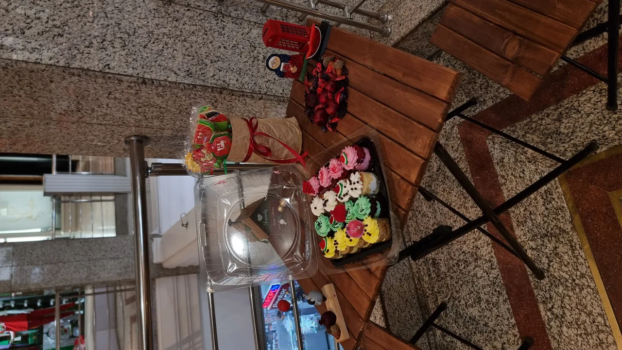 کافه قنادی کوک امیرآباد - تصویر 3