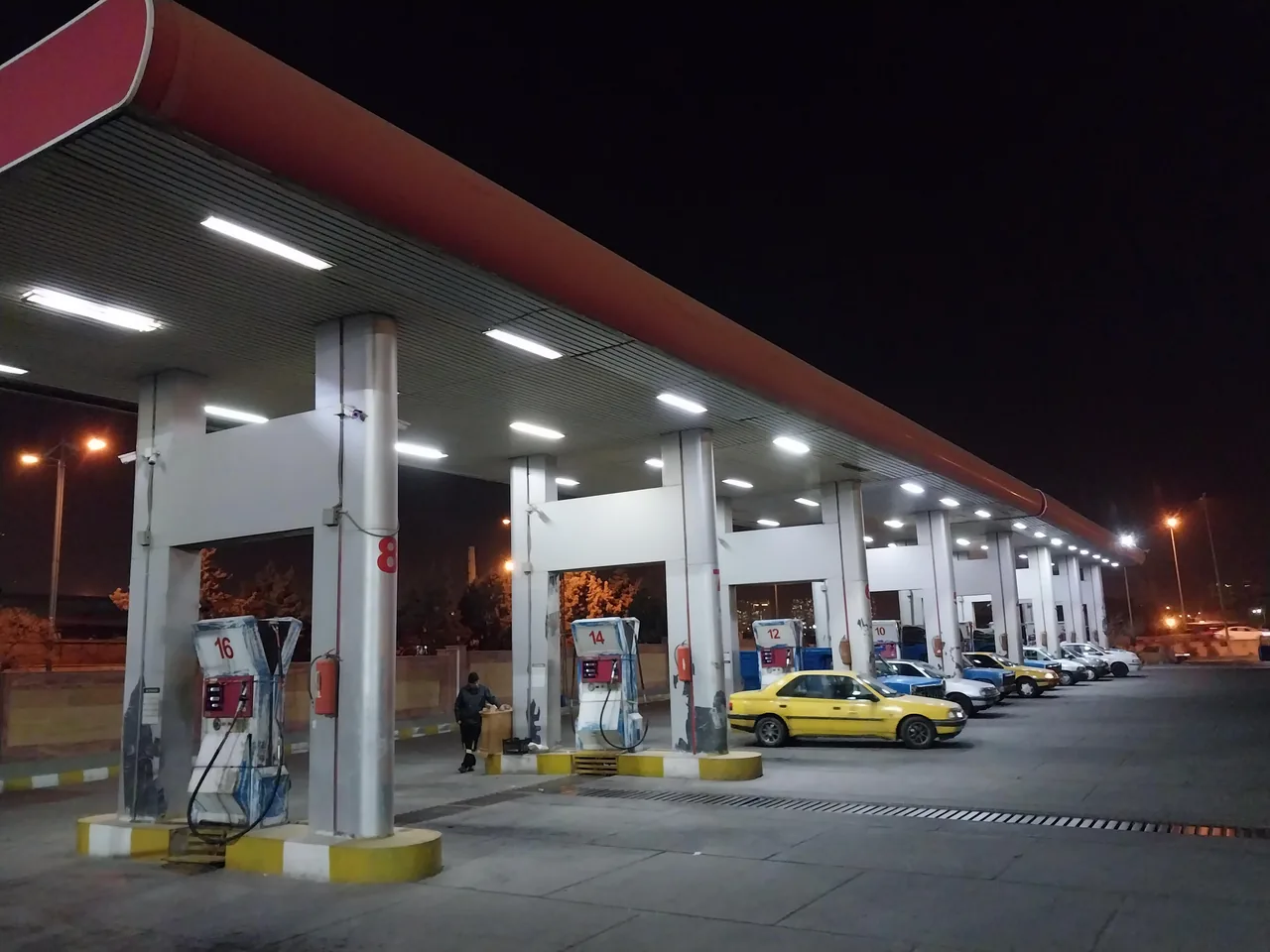 جایگاه CNG شهید کاظمی