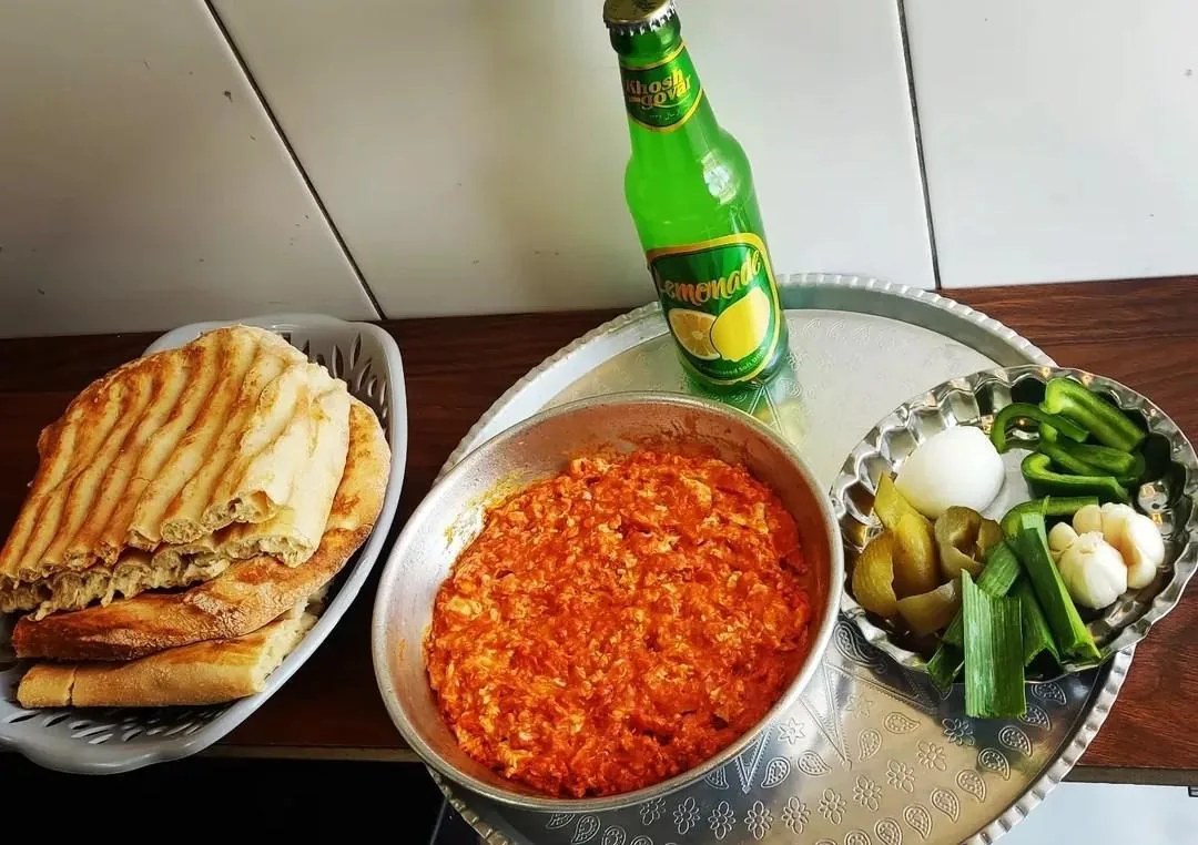 کافه قهوه و صبحانه تی تی - تصویر 2