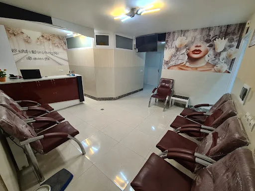 دکتر محمدی نژاد