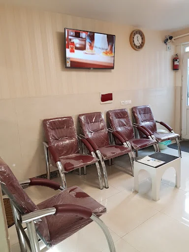 دکتر محمدی نژاد