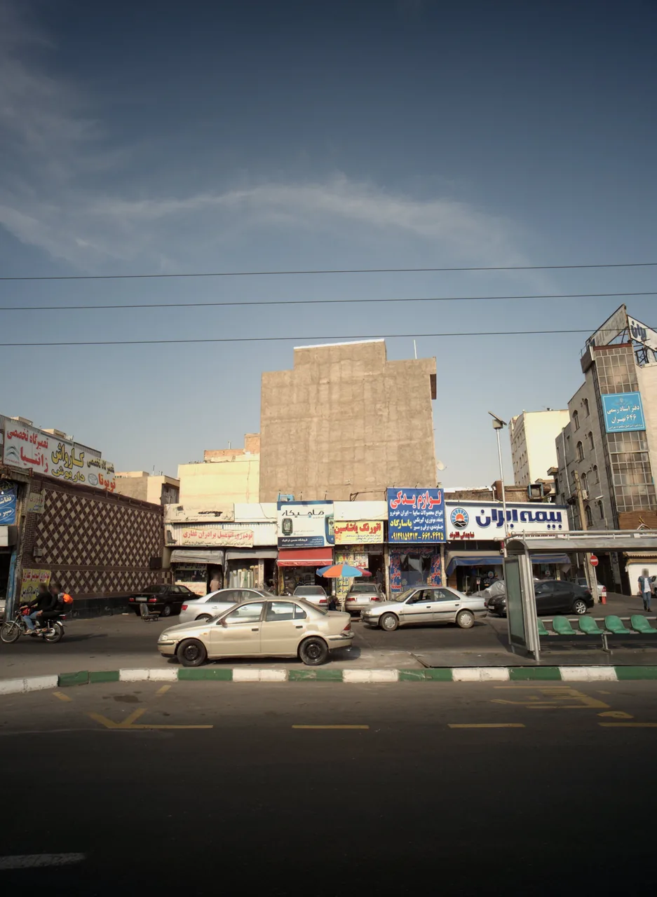 تعمیرگاه تخصصی و کارواش داریوش
