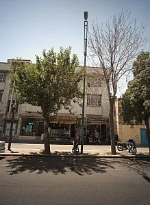 لوازم یدکی و تعمیرگاه آرش