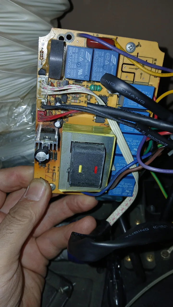 تعمیرگاه لوازم خانگی هود اجاق گاز جاروبرقی آبگرمکن - تصویر 3