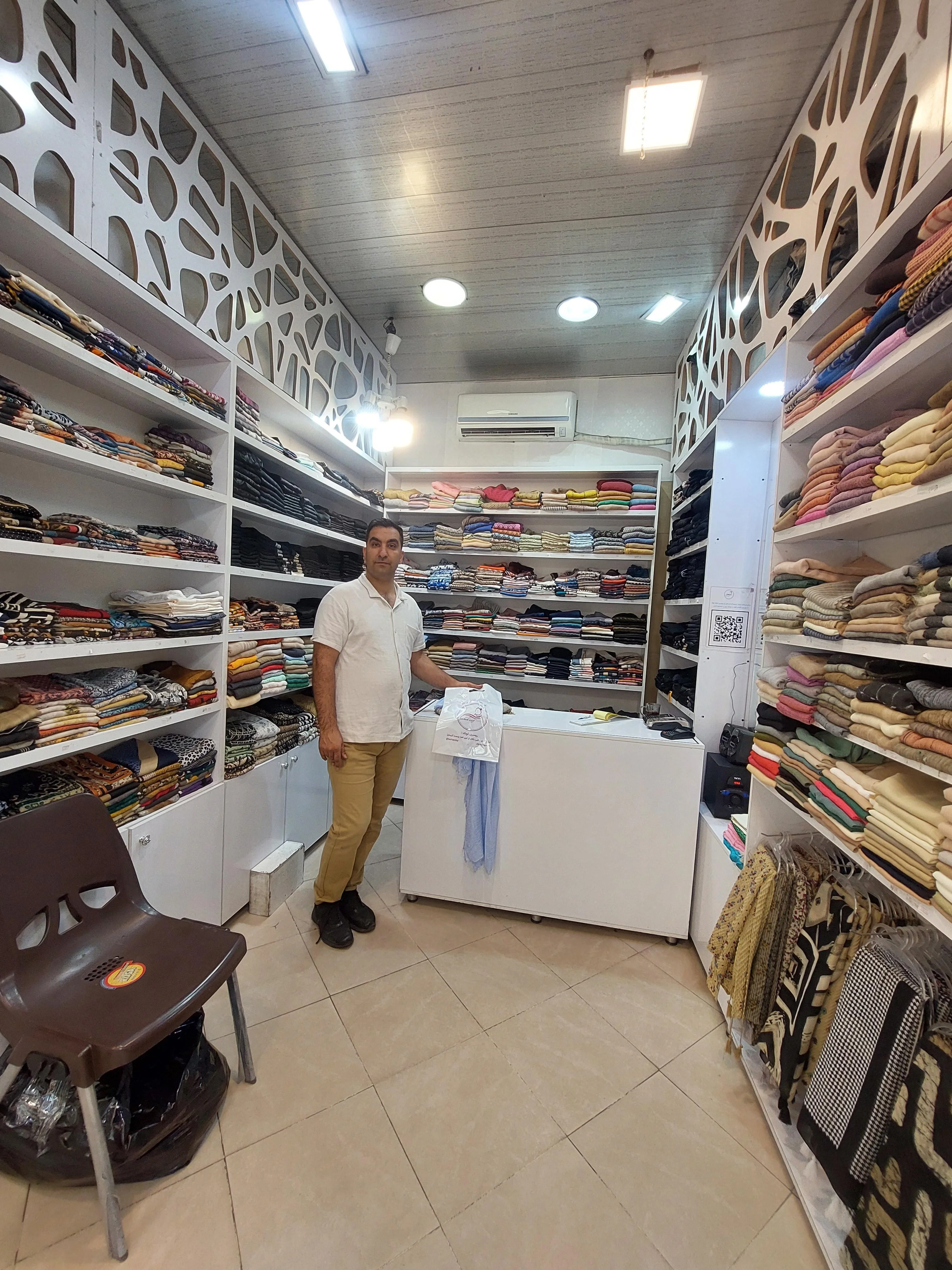 شال و روسری لچک