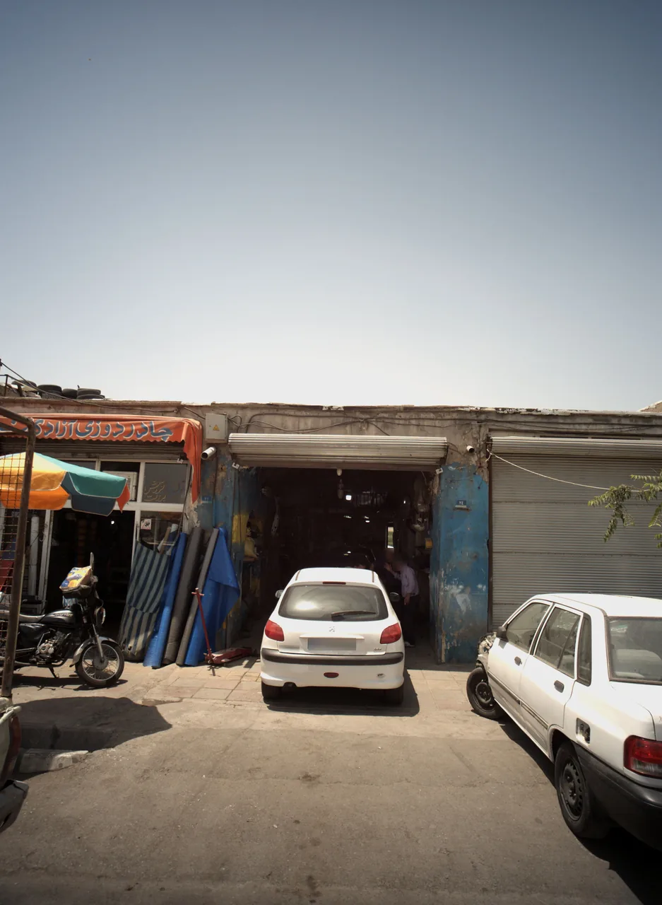 تعمیرگاه اتومبیل