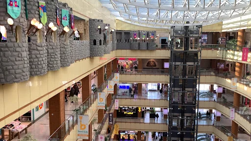 اطلس مال - مرکز خرید در تبریز