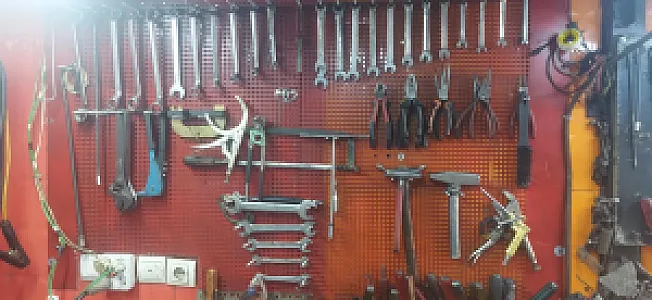 مکانیکی و تعمیر گیربکس اتوماتیک ایرج