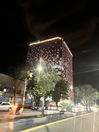 مجتمع تجاری ستاره باران