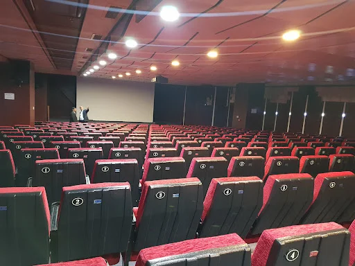 مجتمع تجاری ستاره باران