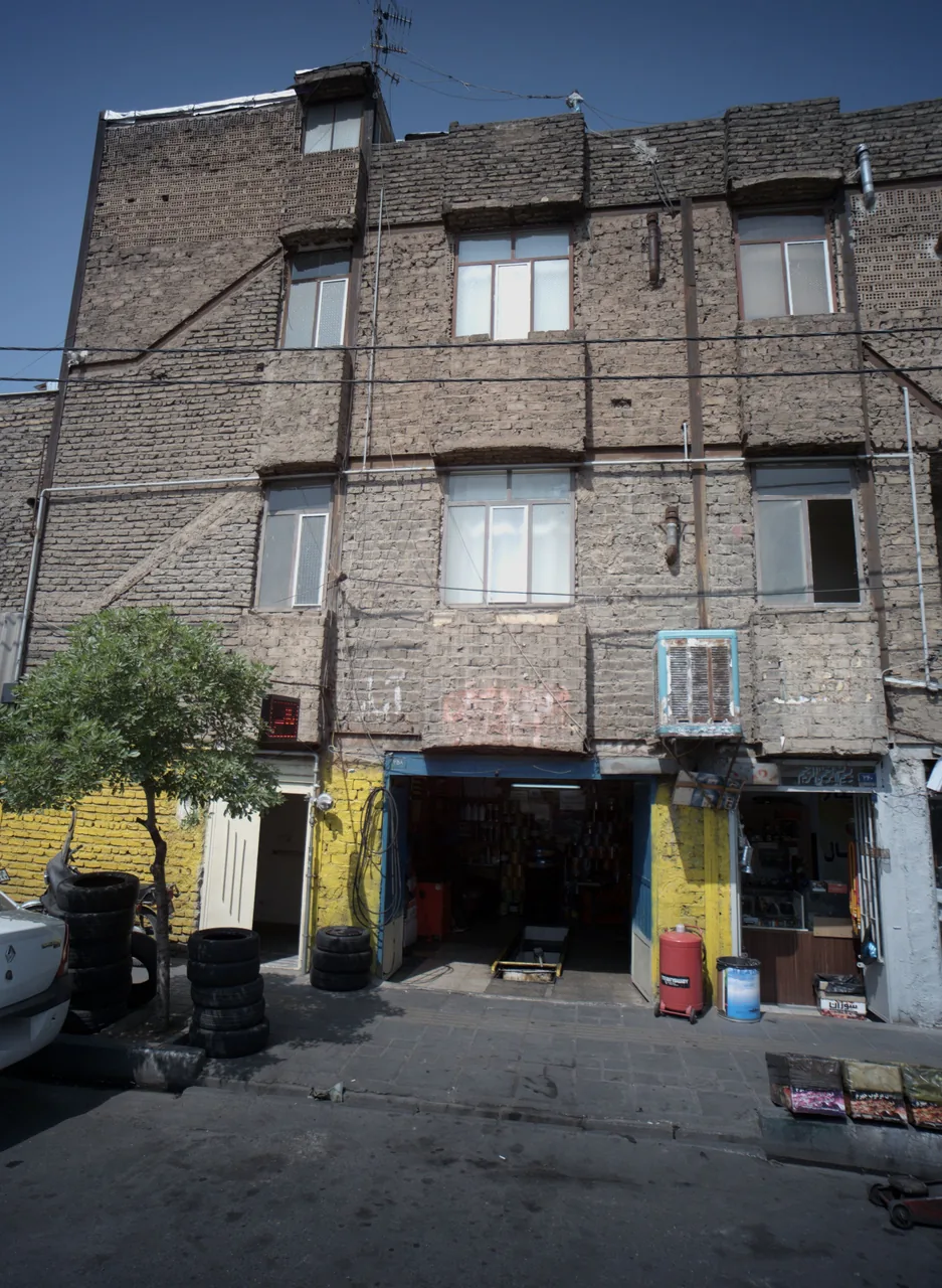 تعمیرگاه خودرو