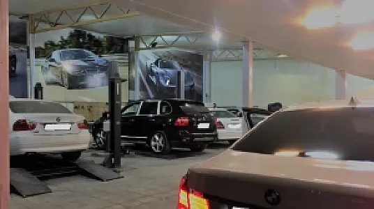 تعمیرگاه یورو کار سرویس (BMW)