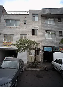 تعمیرگاه اتومبیل احمدی