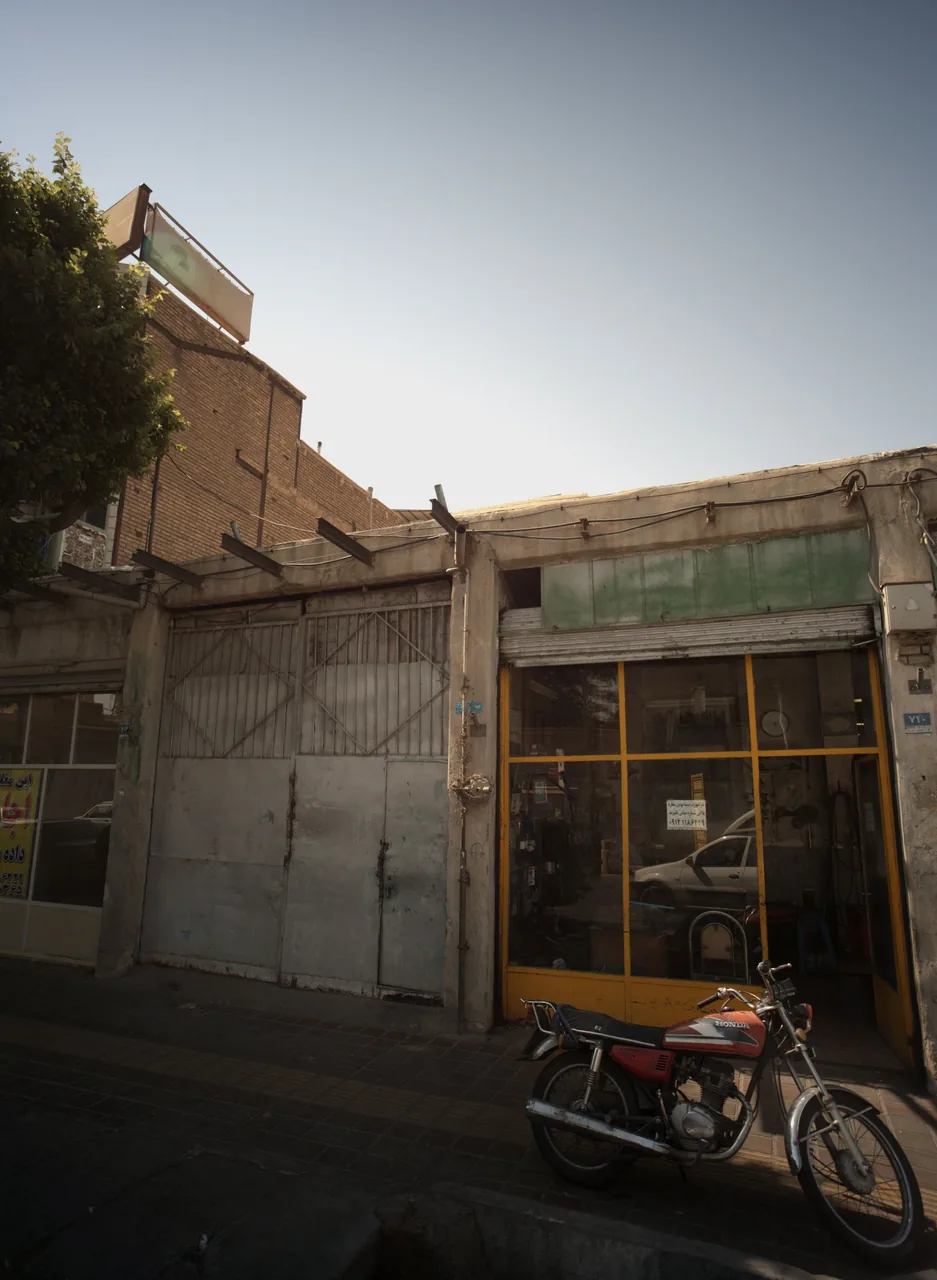 تعمیرگاه خودرو