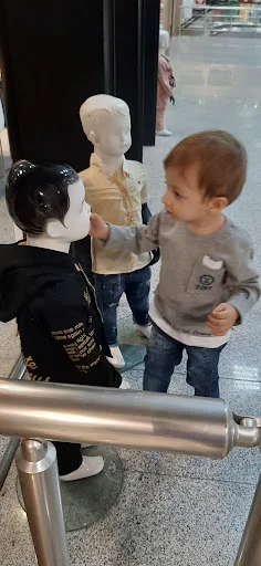 مرکز خرید زعفرانیه