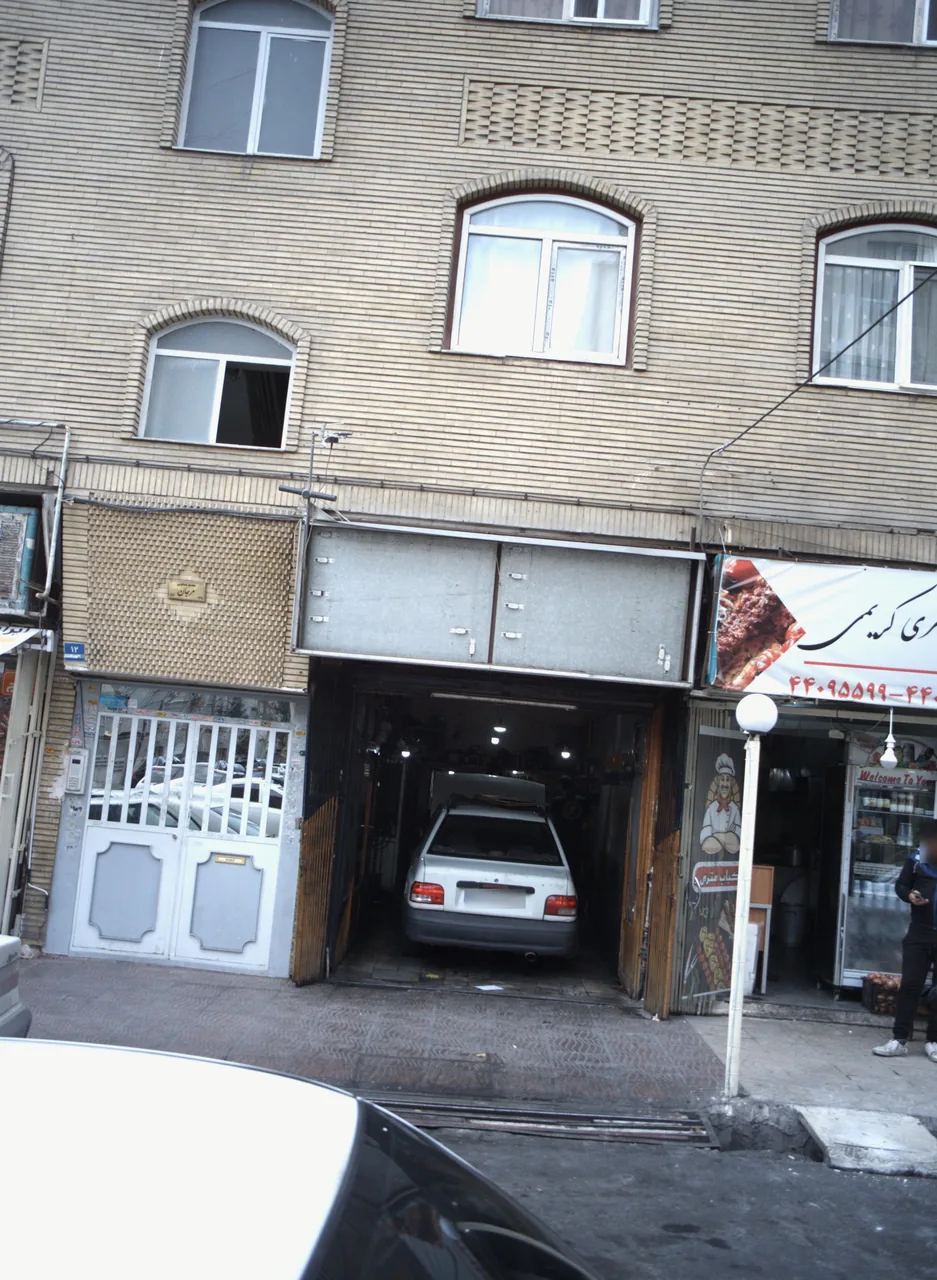 تعمیرگاه اتومبیل