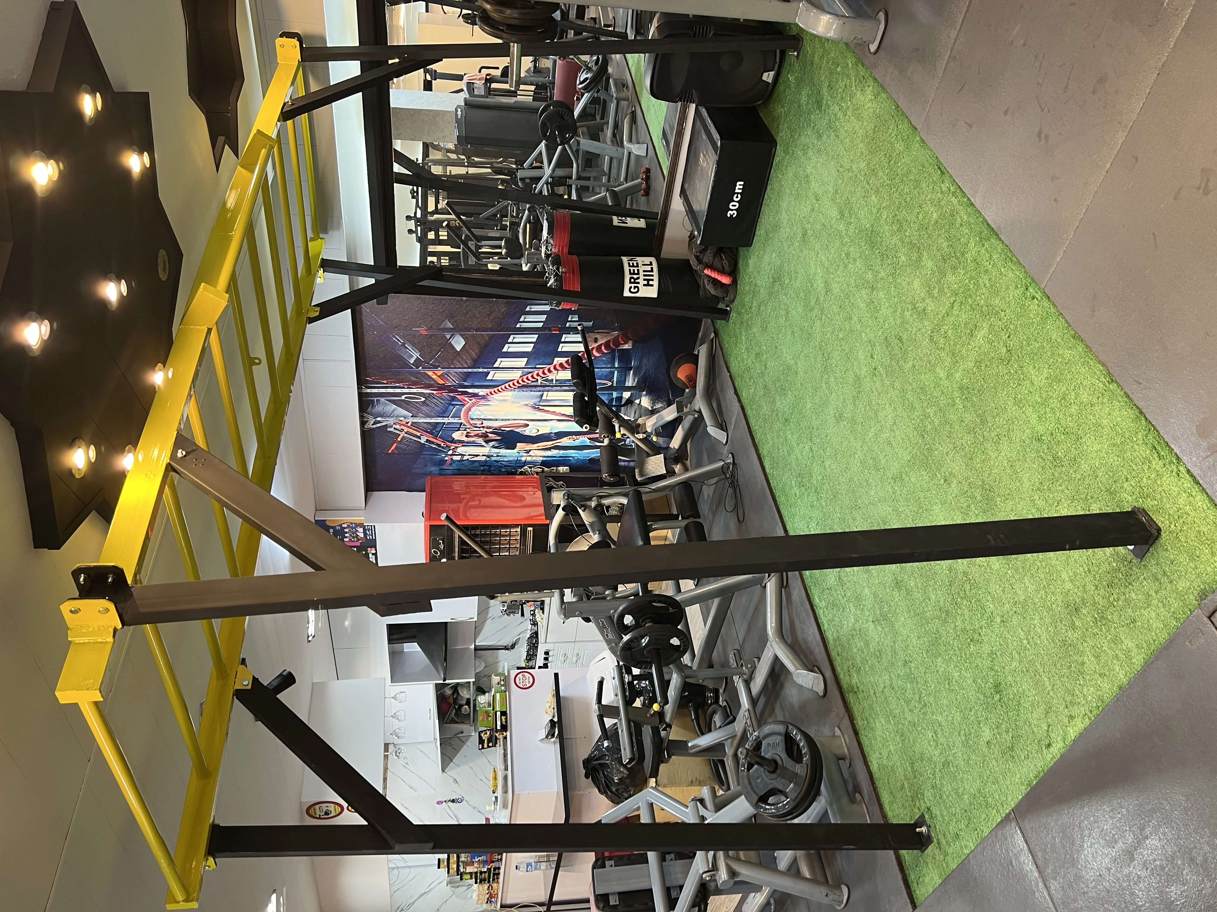 باشگاه بدنسازی انرژی پلاس ولیعصر