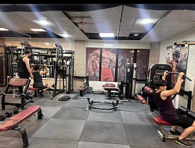 باشگاه بدنسازی آدرنالین