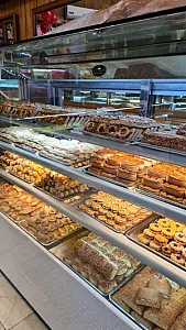 شیرینی فروشی سوگل