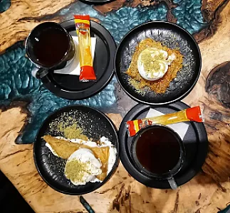 کافه کنافه و شیرینی لبنانی روشه (غرب)