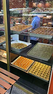 باقلوای ترک علی بی