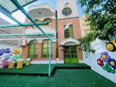 مدرسه دو زبانه روز (آموزشگاه زبان انگلیسی)