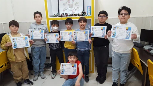 آموزشگاه علمی اندیشه خلاق (UCMAS) - آموزش و تحصیل در تبریز