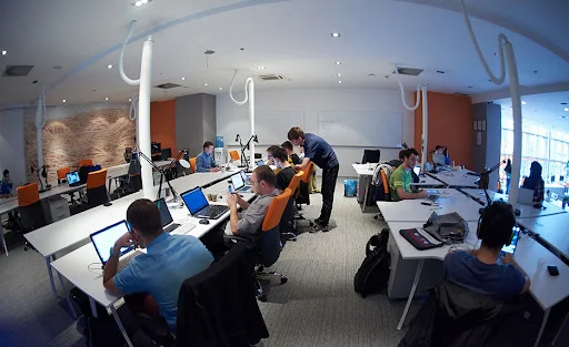 آموزشگاه آواسام