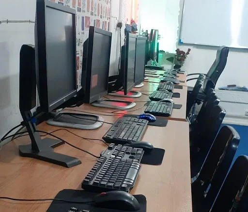 آموزش برنامه نویسی پایتون در تبریز