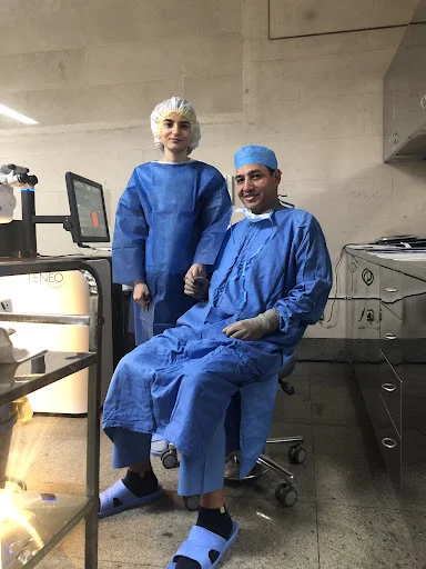 دکتر آراز محمدزاده - کلینیک چشم پزشکی - دکتر چشم پزشک در تبریز