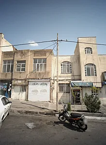 مغازه لوازم آرایشی مهدی