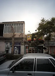 فروشگاه لوازم آرایشی و بهداشتی
