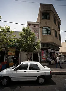 مرغ فروشی