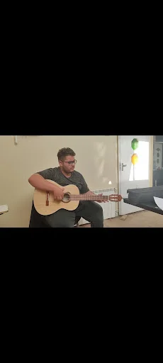 آموزشگاه موسیقی (دکترمعجزاتی)