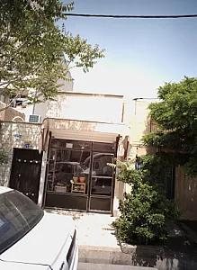 فروشگاه پوشاک