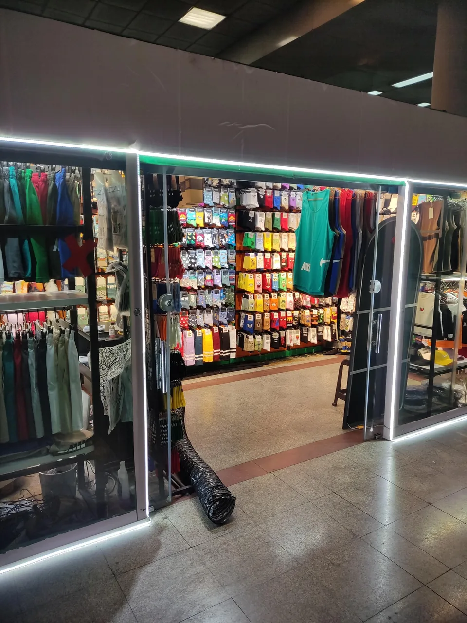 فروشگاه آذیش