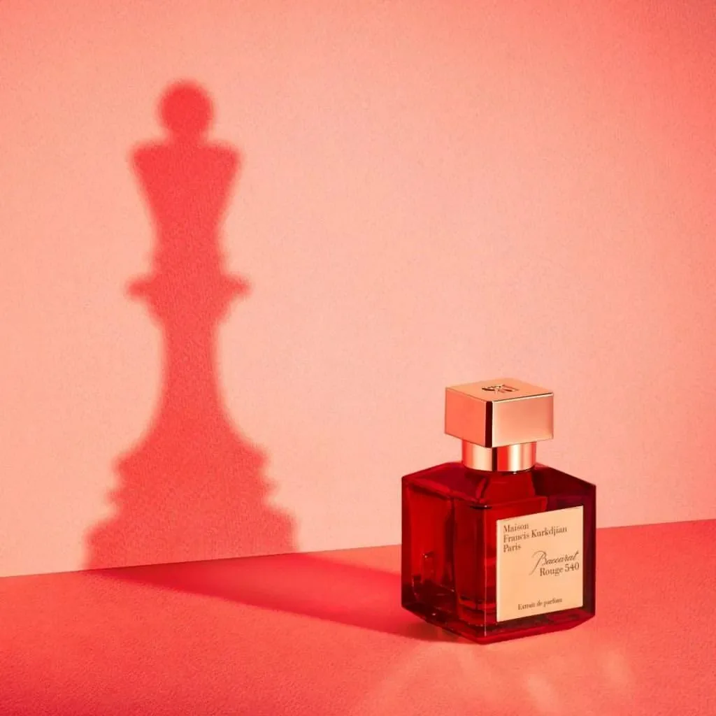 کلبه عطروادکلن - تصویر 2